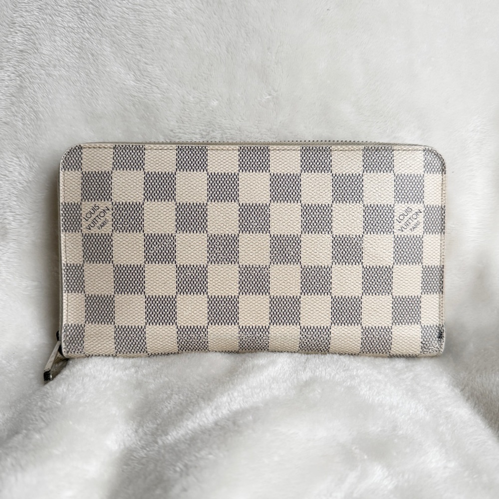 Louis Vuitton Zippy Organizer
